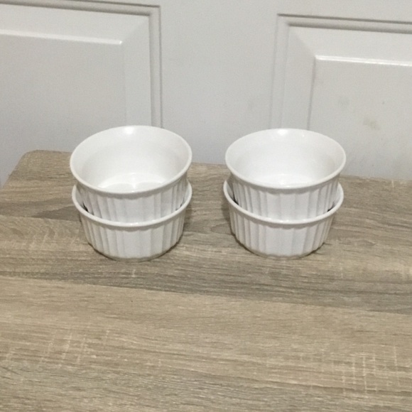 Set of 4 Corning Ware French White Stoneware Ribbed 7 Oz Ramekins 200 ml - Picture 4 of 4